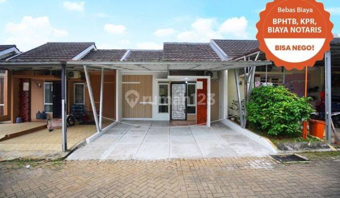 Rumah Strategis Dekat Jalan Raya di Parung Bogor