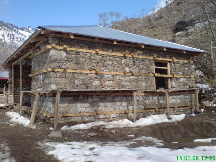 Pembangunan rumah tahan gempa