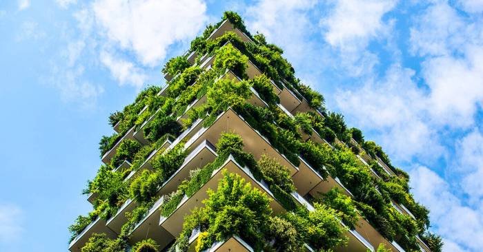Vertical greenery sampan hygro innovative designers interiores verticalgreen construction ideabook courtyard Penggunaan taman vertikal dalam arsitektur hijau