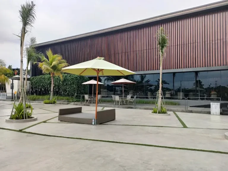 Fasilitas Area Terbuka GDC Parung